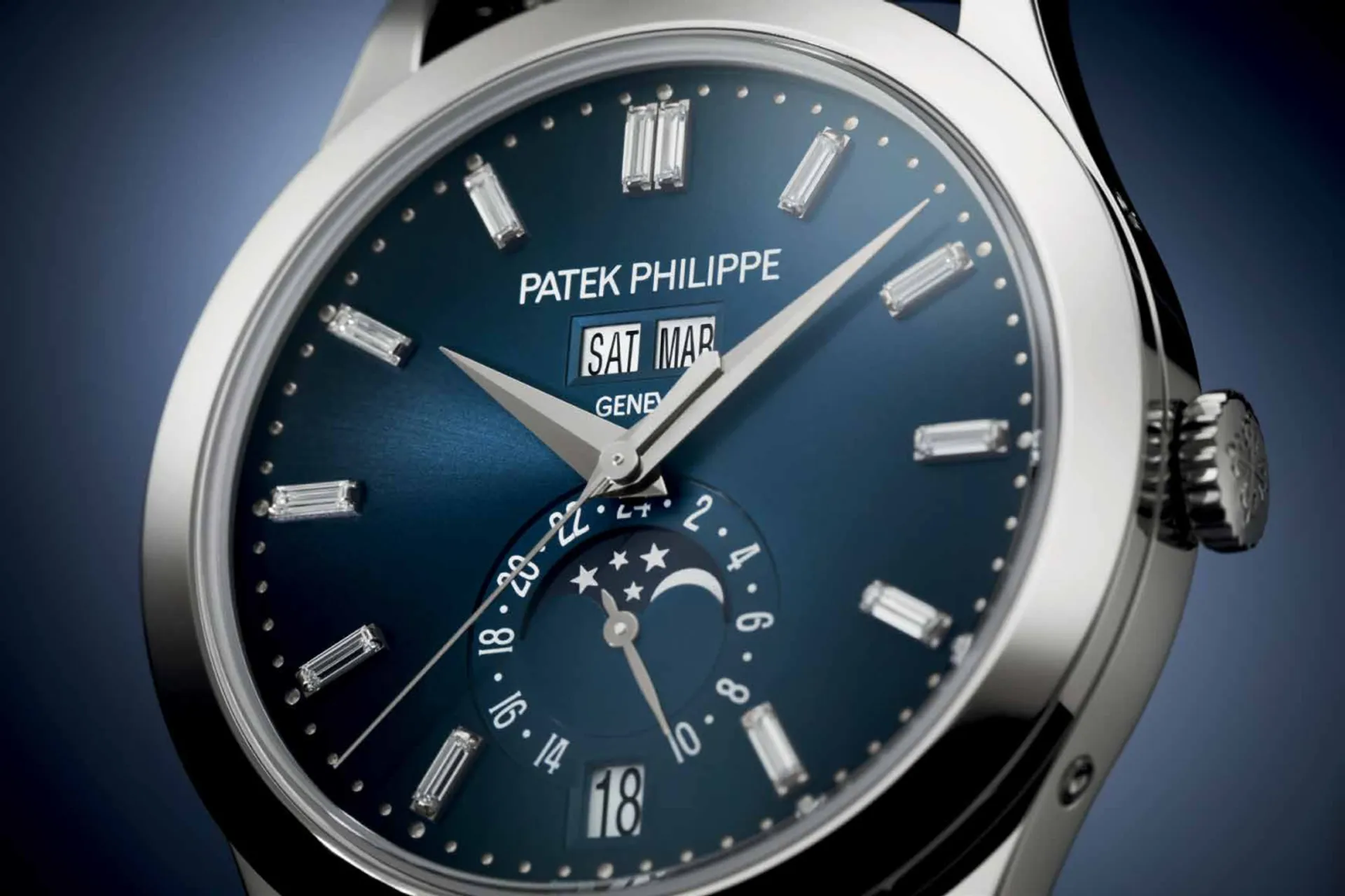 A Detailed Look Into The UK Luxury Replica Patek Philippe Annual Calendar Ref. 5396G-017